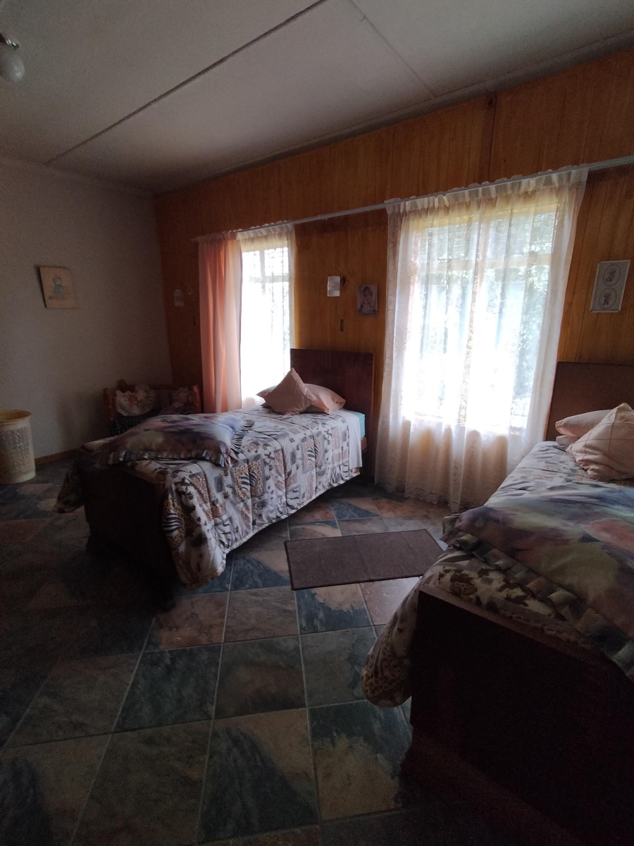 4 Bedroom Property for Sale in Bethlehem Rural Free State